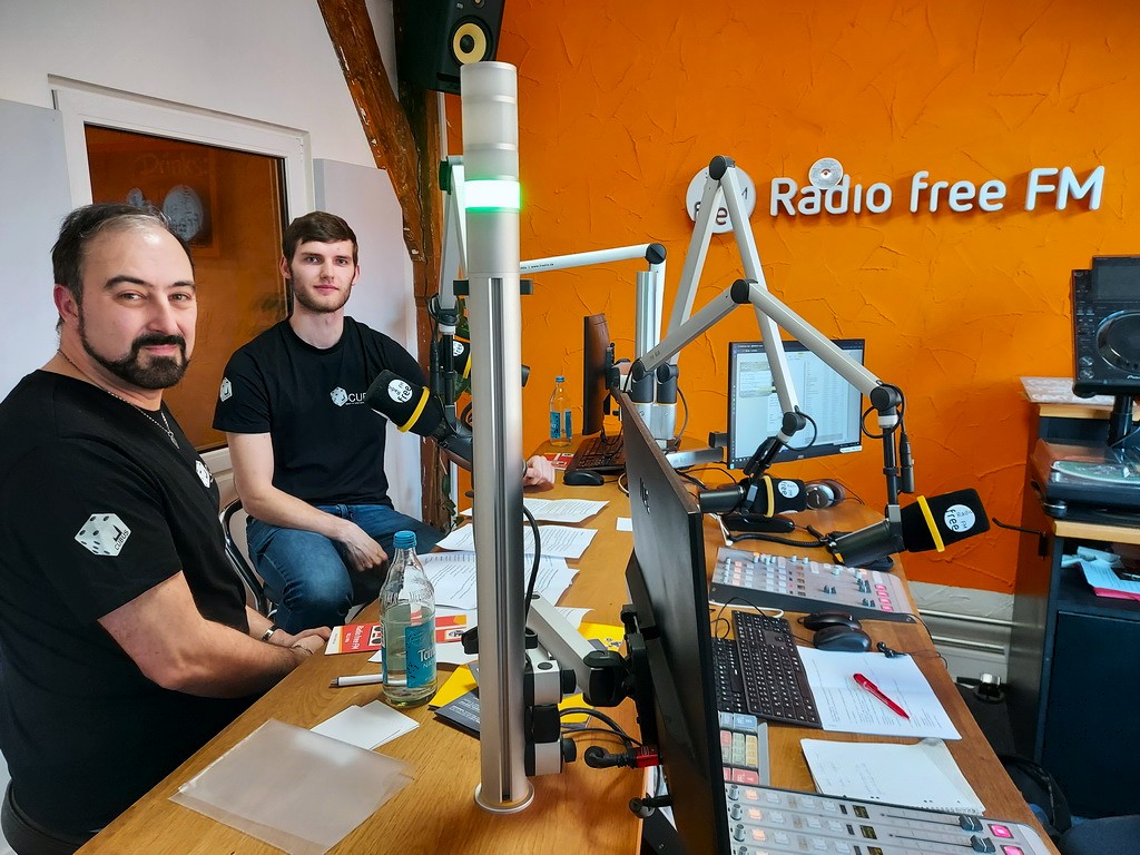 Cubus Ulm im Sendestudio von Radio free FM – Während der Sendung Plattform am 5. März 2026